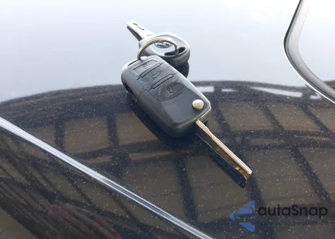 2009 Volkswagen Gti 4-Door z USA, uszkodzony, nr VIN WVWGD71K19W107094